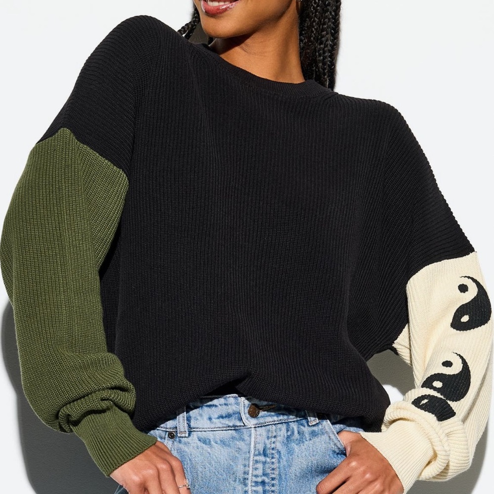 NEW Spiritual Gangster Ying Yang Stack Lyric Sweater